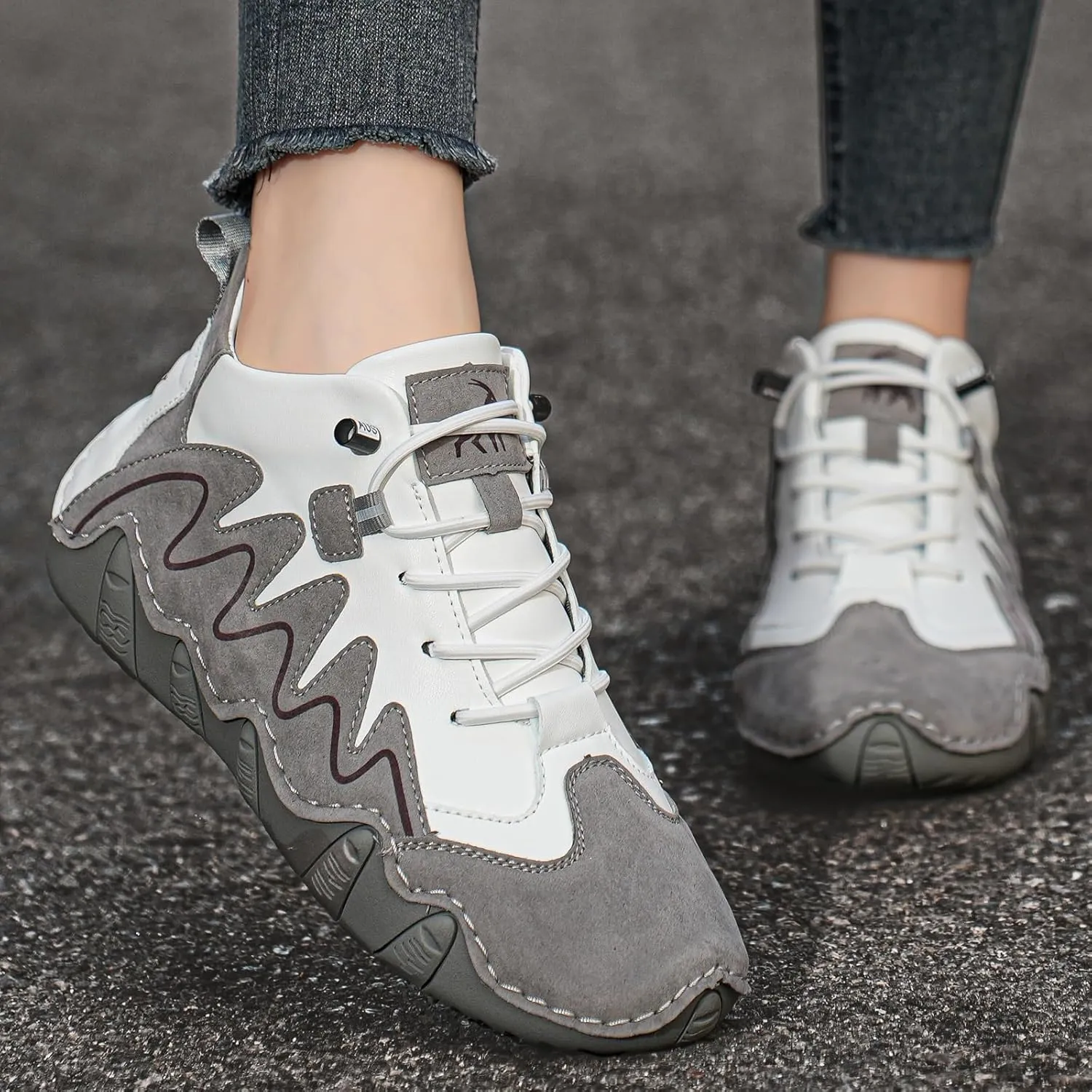 Women's Hiking Shoes Italian Handmade Suede High Top Soft Genuine Leather Casual Waterproof Retro Leather Lightweight Outdoor Sneakers Women Breathable Sports Shoes for Hiking Trailing